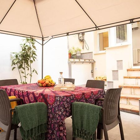Апартаменты Lugar Especial, Gran Patio, Junto Al Ayuntamiento Бильбао Экстерьер фото